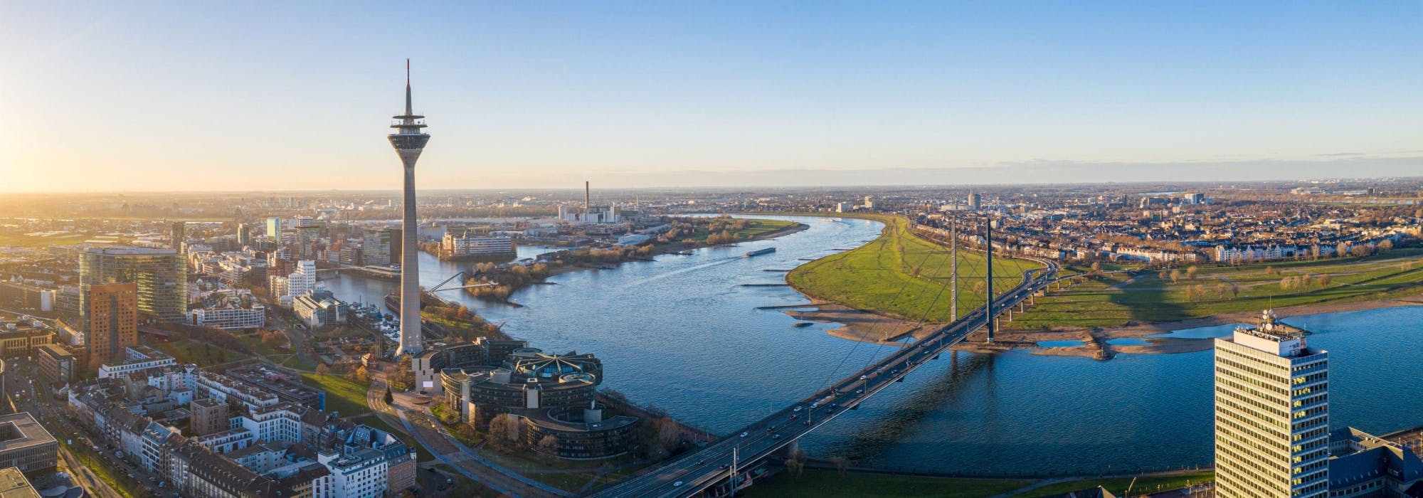 Tour guidato di Düsseldorf da Colonia in treno