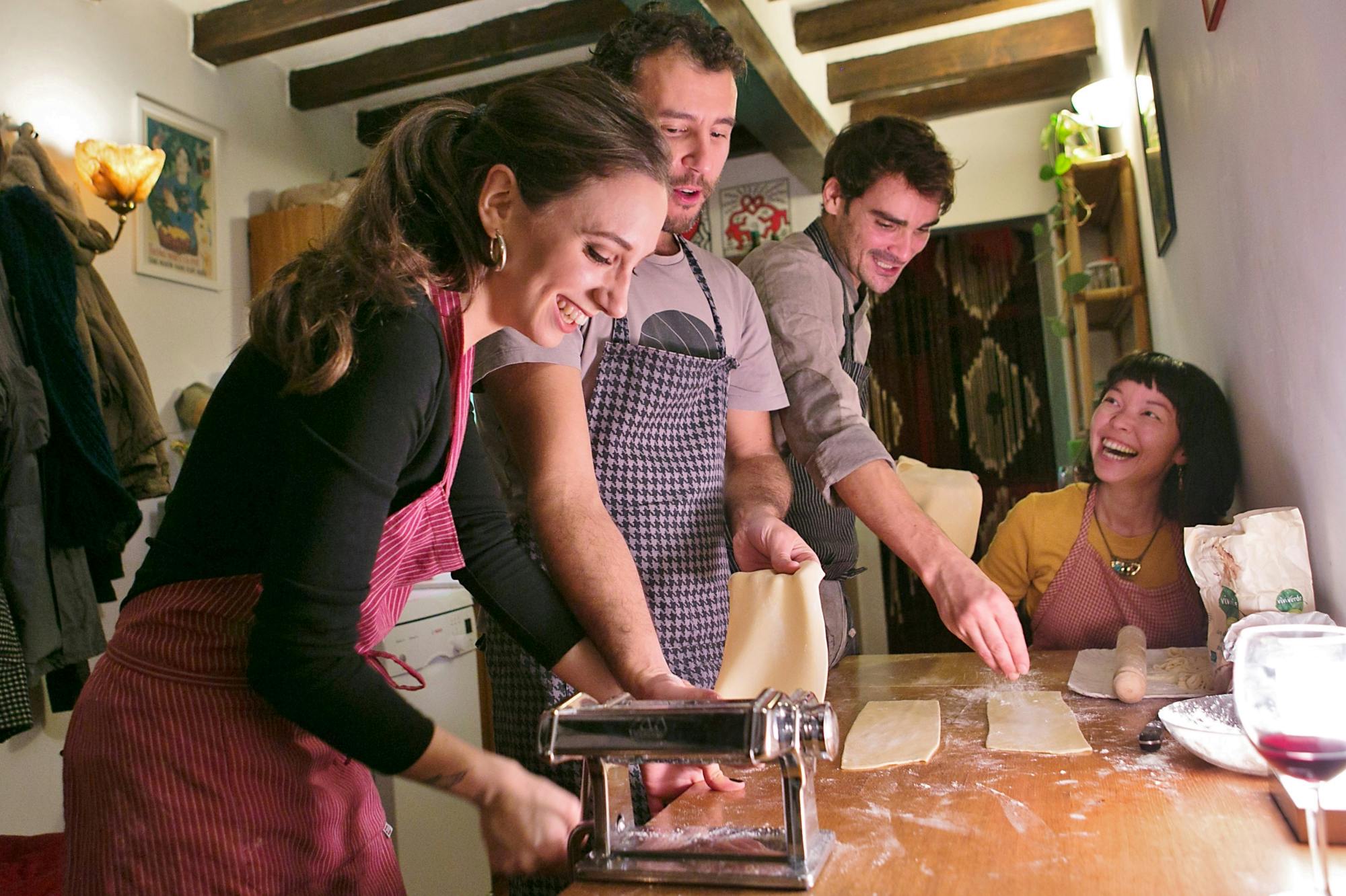 Aula de culinária italiana e jantar na casa do chef