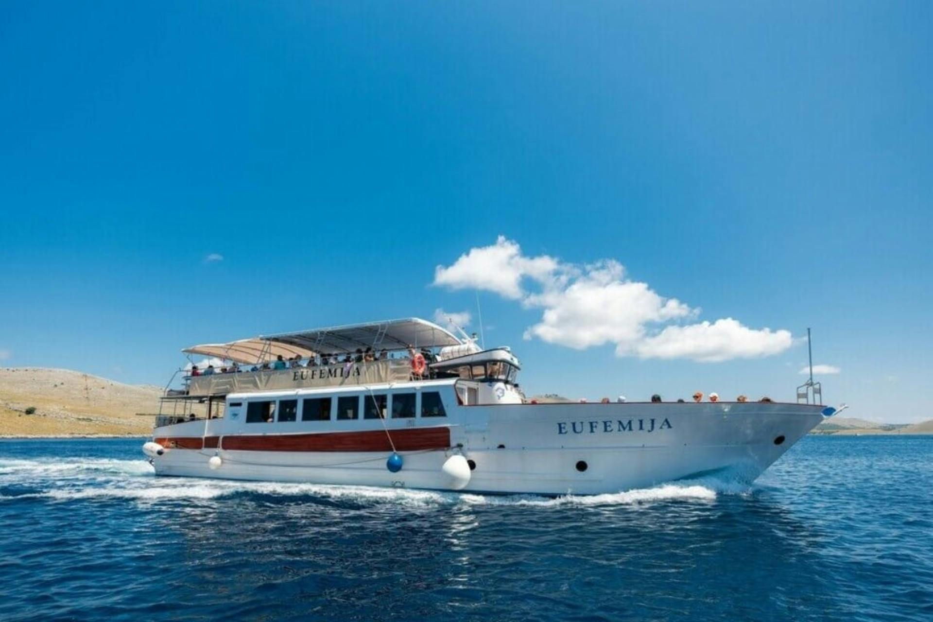 Parque Nacional Kornati, passeio de barco pelas praias de Mana, Kukljica e Lojena