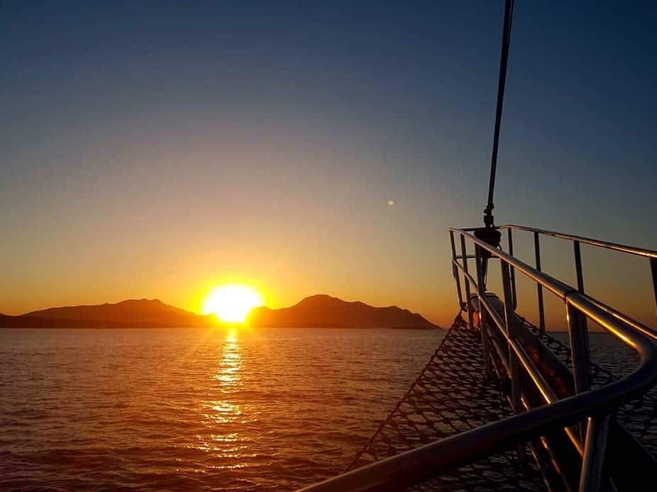 Crucero al atardecer en Kos solo para adultos