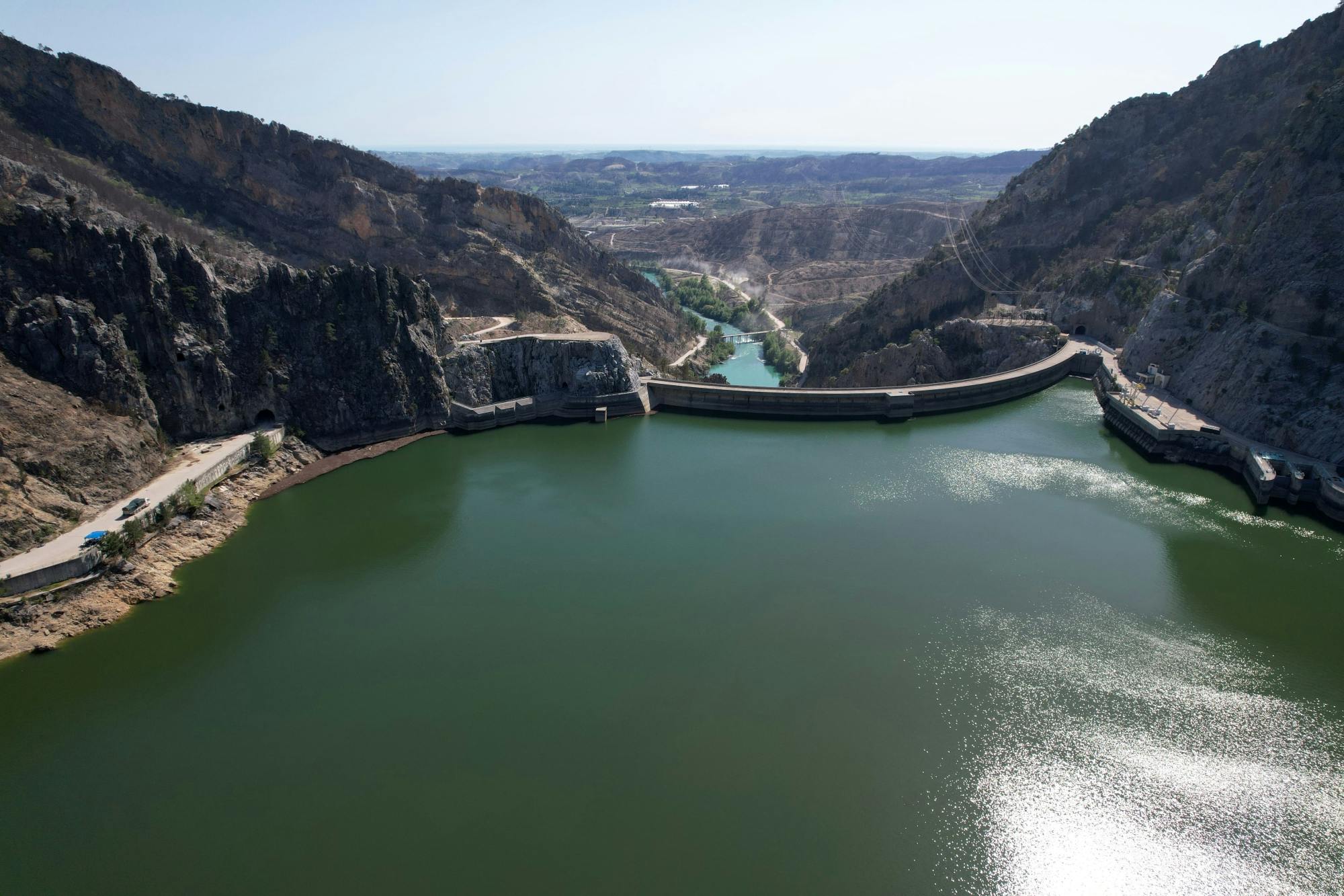 Green Canyon Boat Cruise with Lunch and Orange Grove Visit