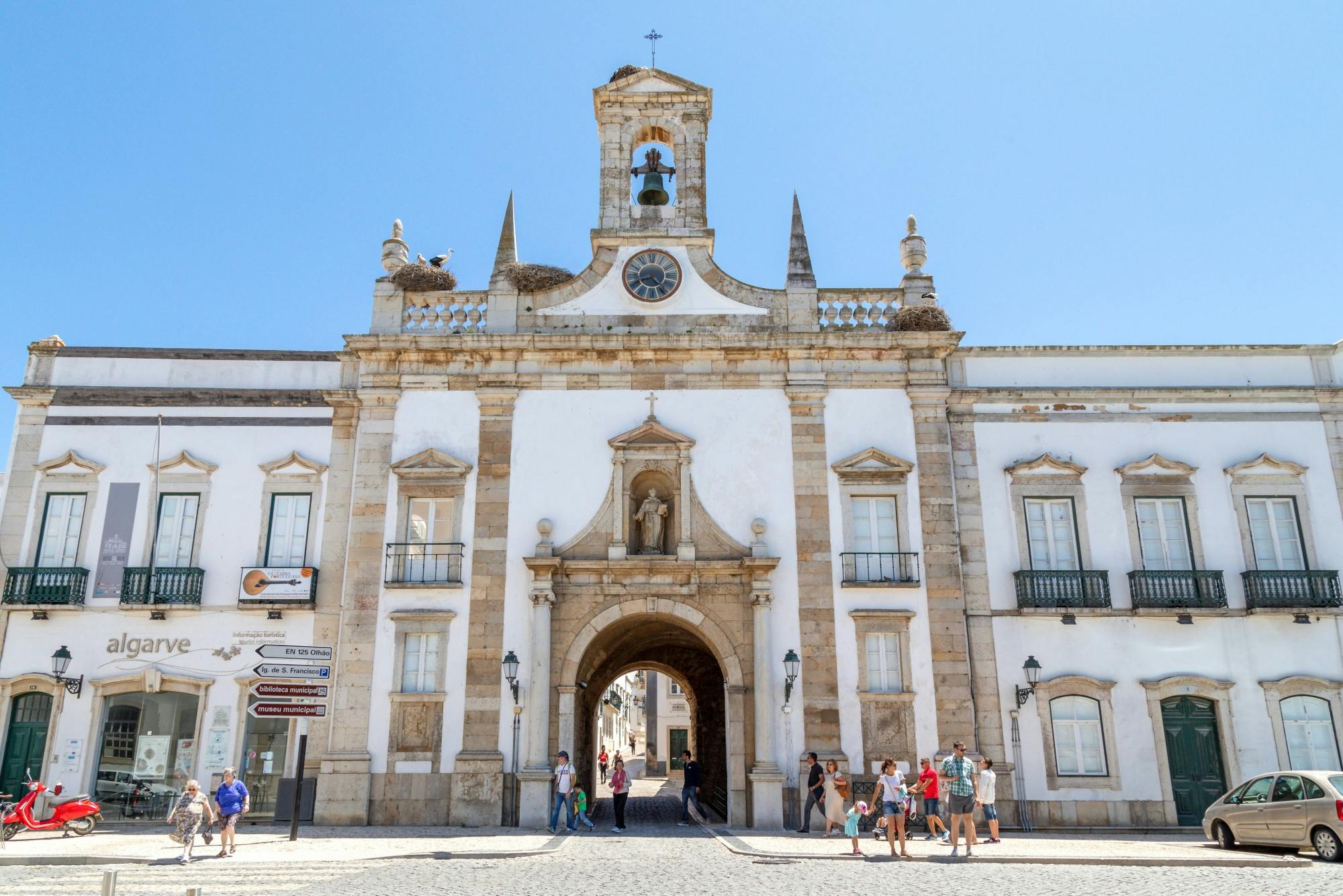 Visite de Faro, Olhão et Tavira avec spectacle de Fado