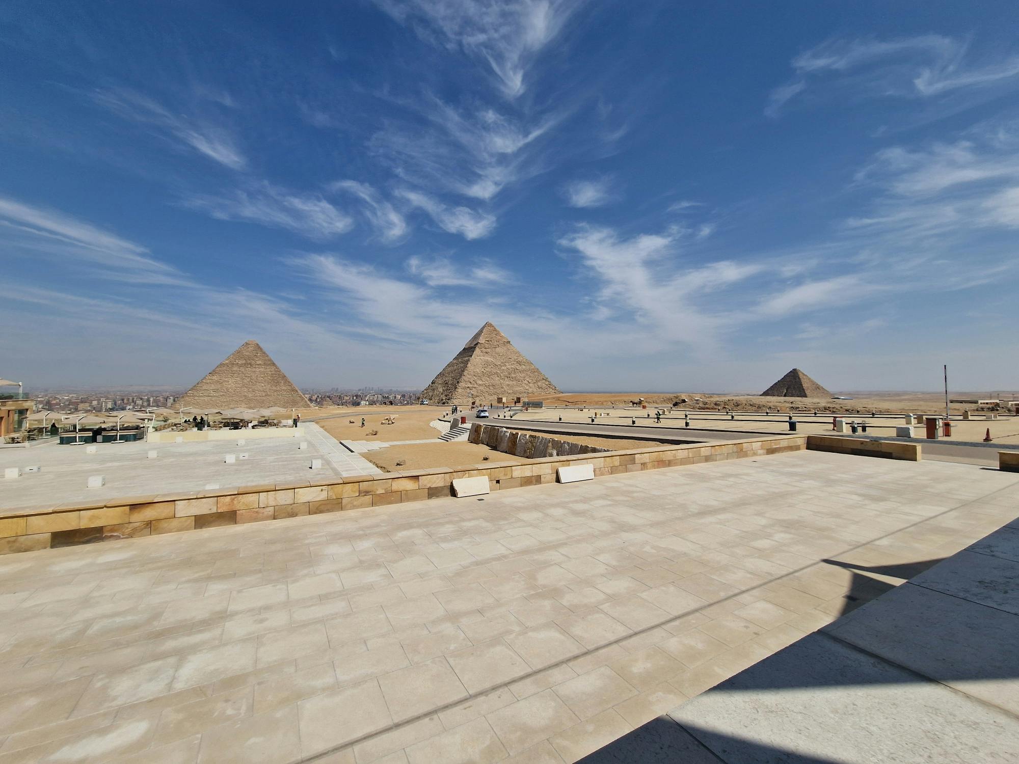 Visite des points forts du Caire au départ de Louxor avec un égyptologue et vols