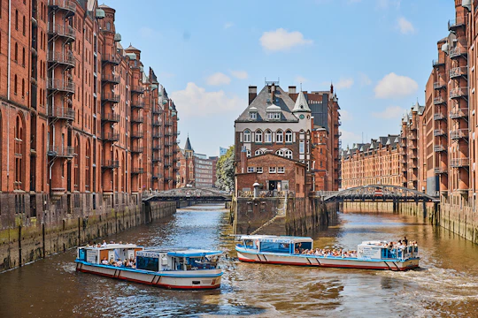 Classic 1.5-hour Hamburg Harbor Cruise With Live Commentary