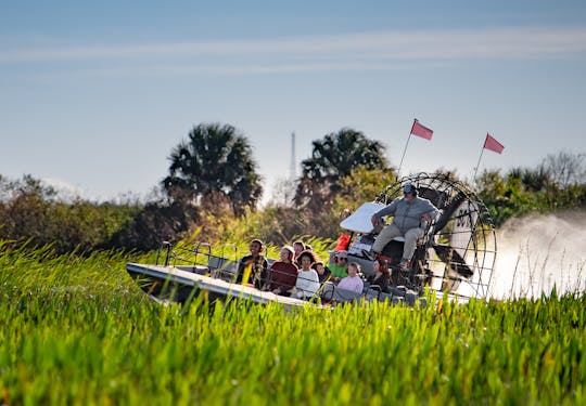 Excursão de aerobarco Everglades de uma hora pela região central da Flórida com entrada no parque