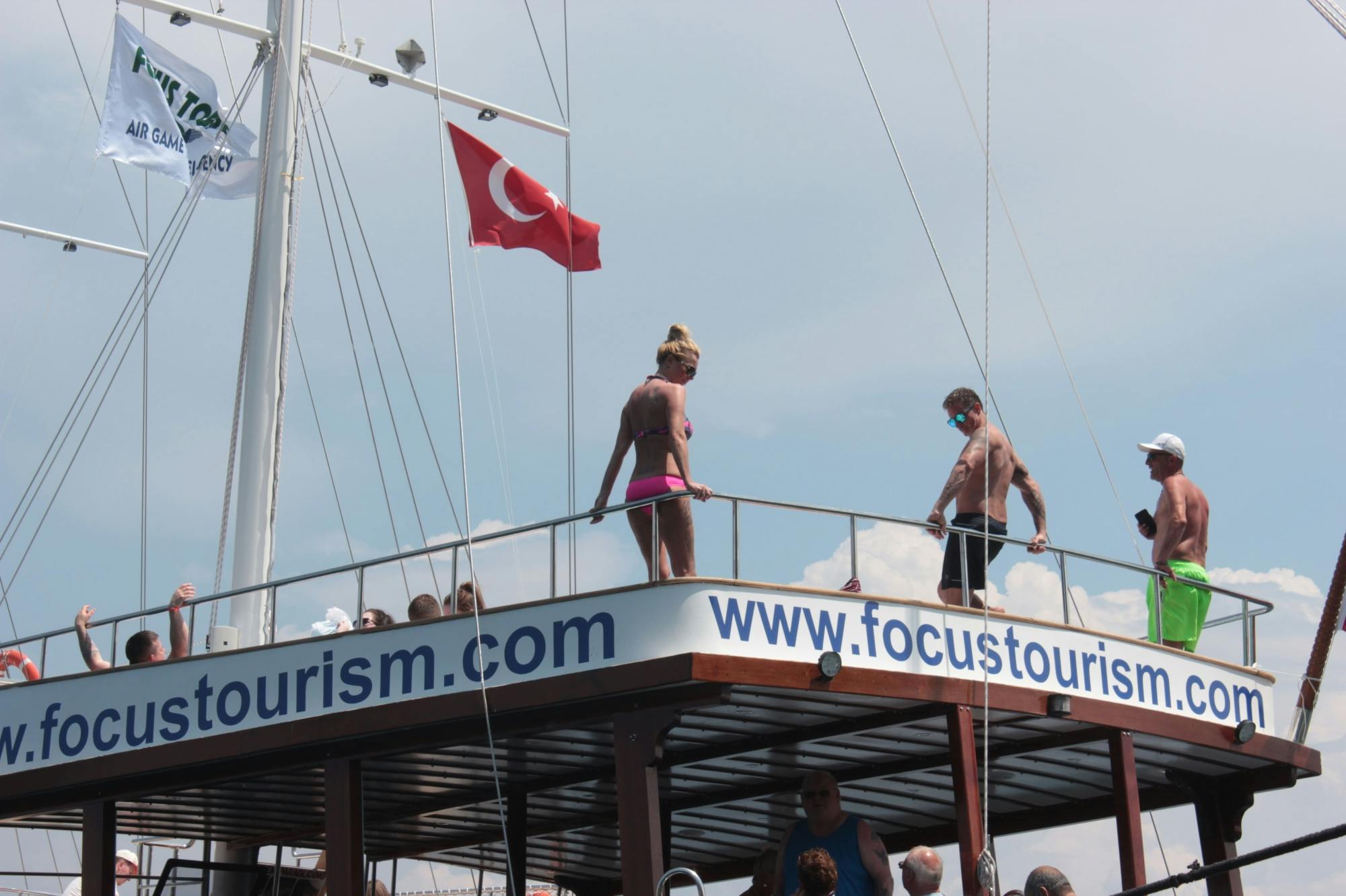 Fethiye Boat Cruise with Lunch, Soft Drinks & Transfers