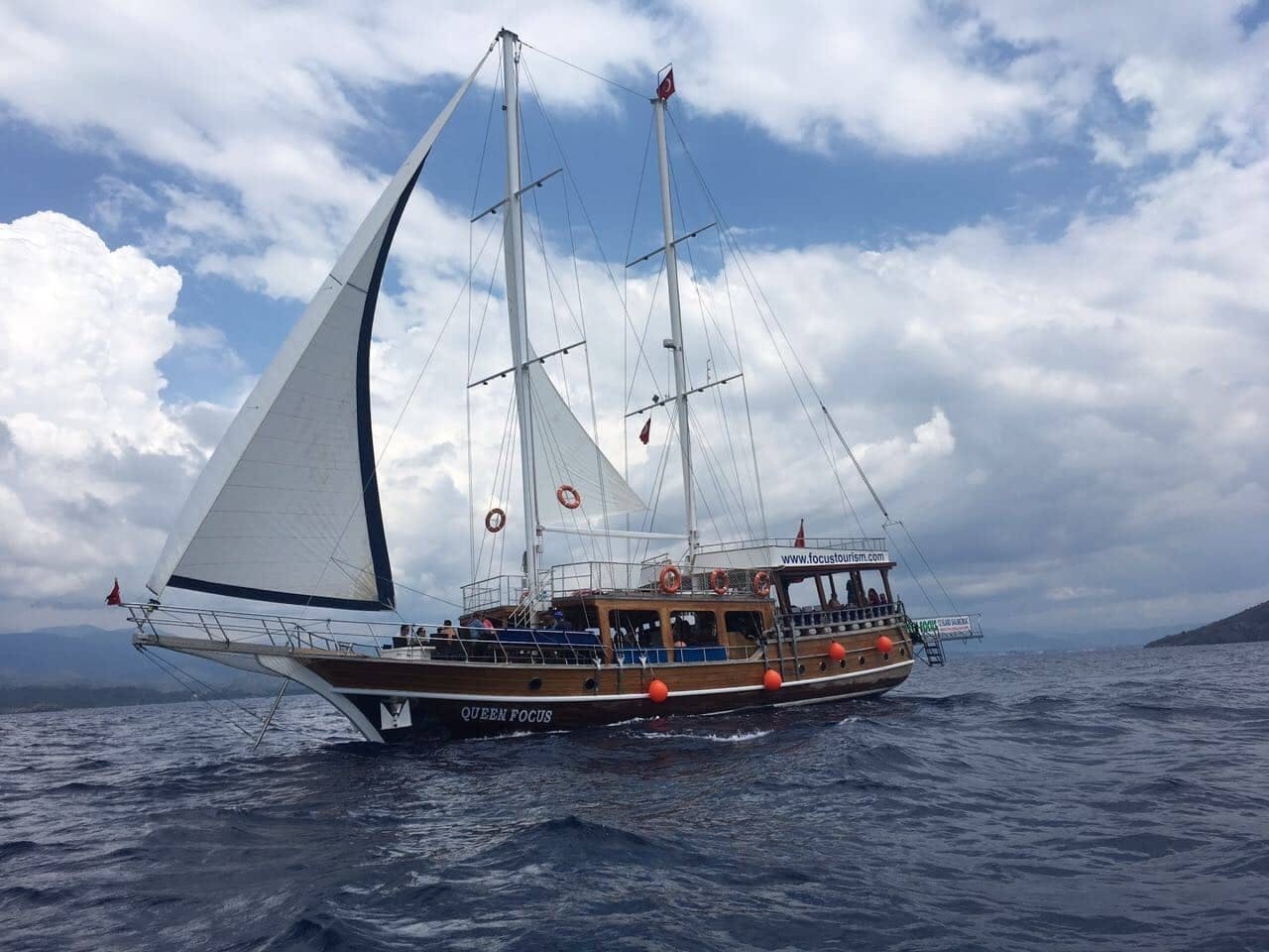 Fethiye Boat Cruise with Lunch, Soft Drinks & Transfers