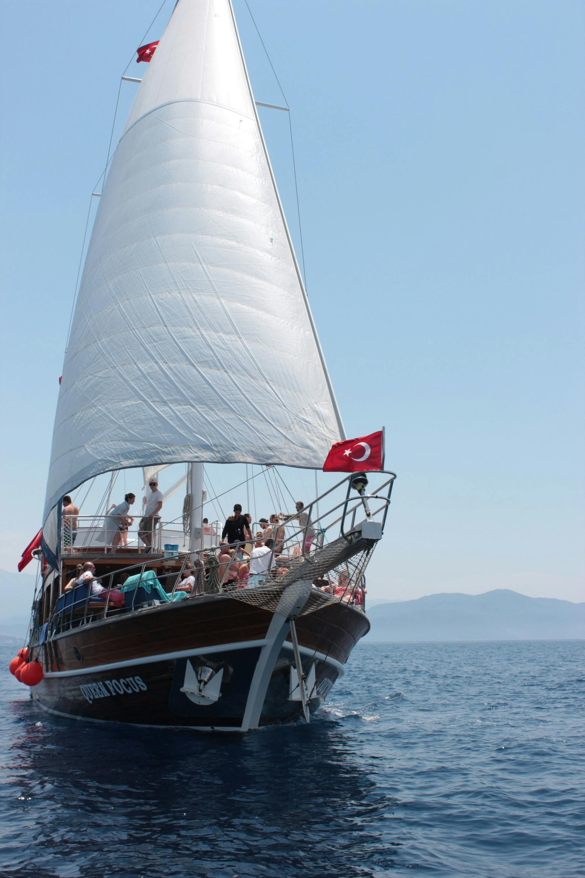 Fethiye Boat Cruise with Lunch, Soft Drinks & Transfers