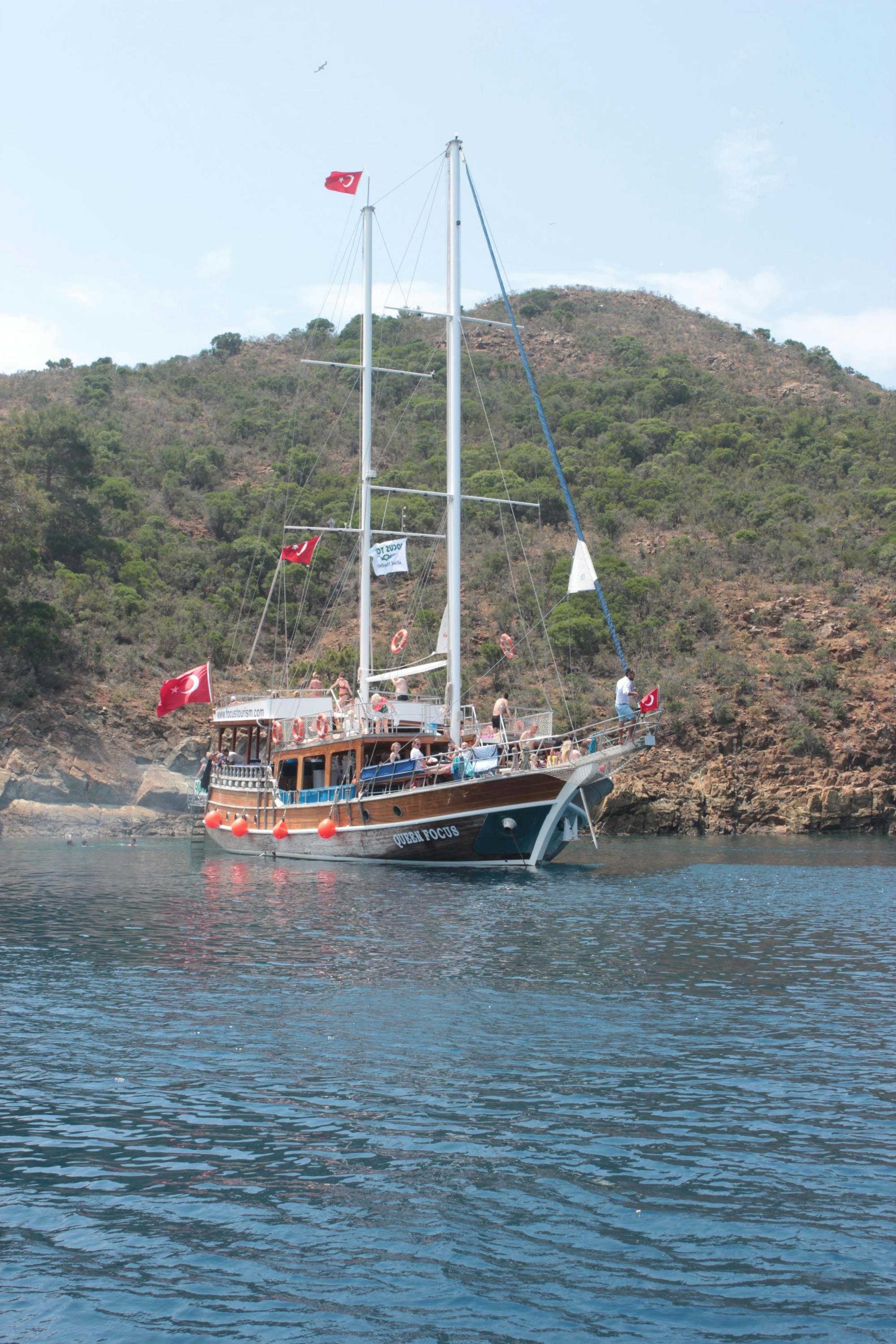 Fethiye Boat Cruise with Lunch, Soft Drinks & Transfers