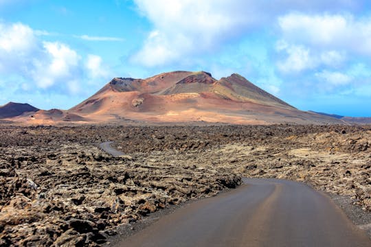 Visite des volcans et grottes de Lanzarote au départ de Fuerteventura