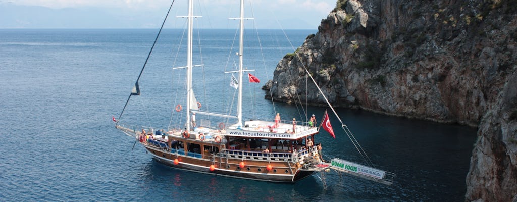 Fethiye Barco compartilhado com almoço e transporte de fornecedores