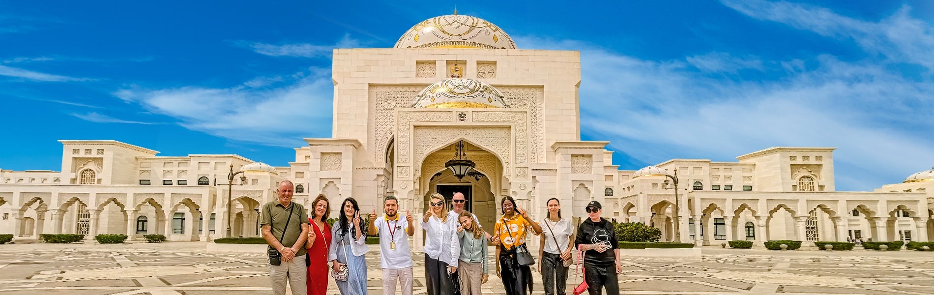 Sheikh Zayed Mosque and Qasr Al Watan guided tour with pickup