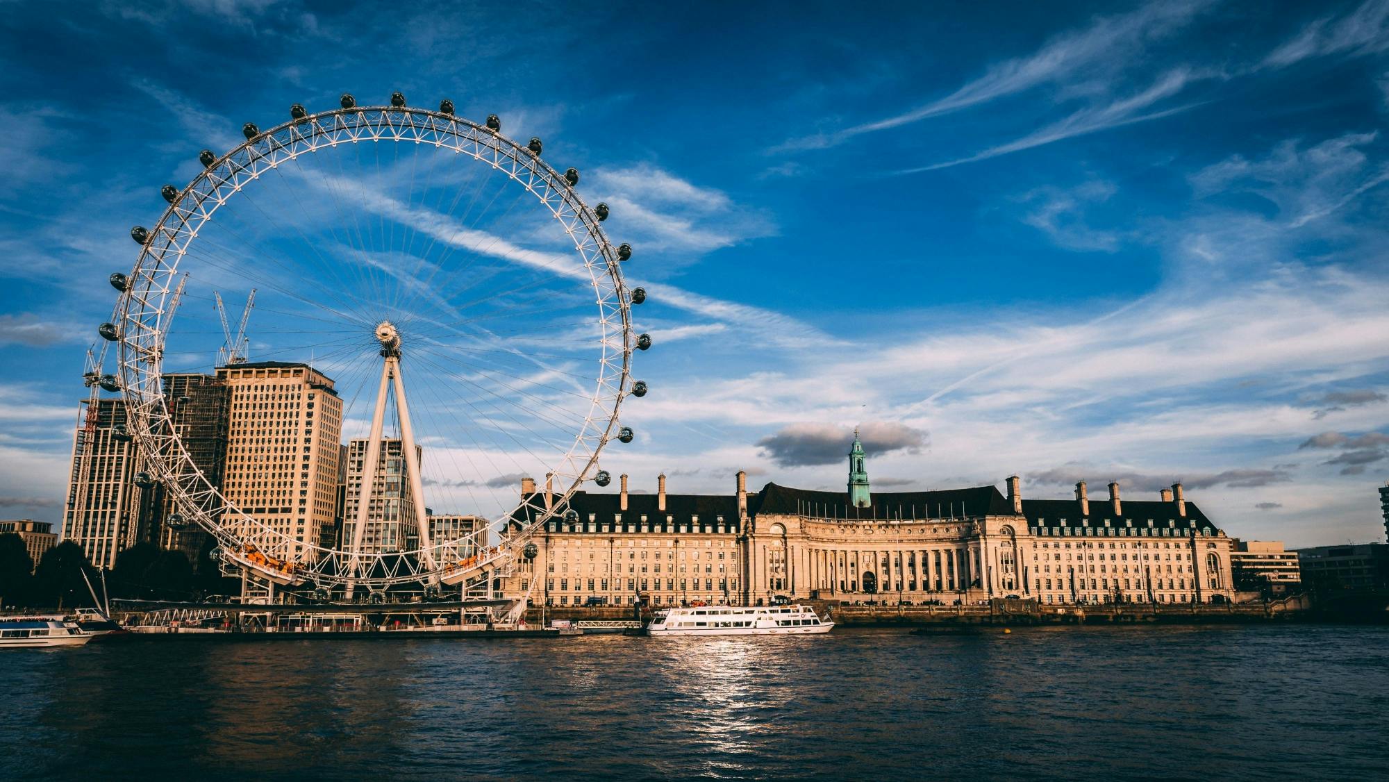 London City Pass Top Attractions, Guided Tours and Hop-on Hop-off Bus