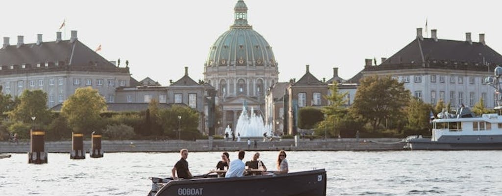 Two-hour boat rental in Copenhagen and Islands Brygge