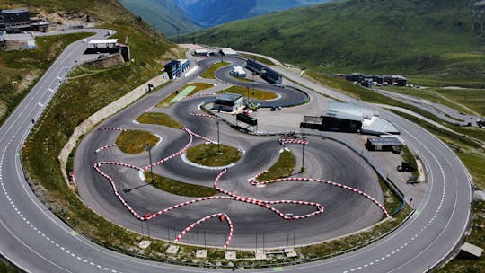 Dwumiejscowy karting na torze Andorra Circuit 1 osoba dorosła i 1 dziecko w wieku 5-12 lat