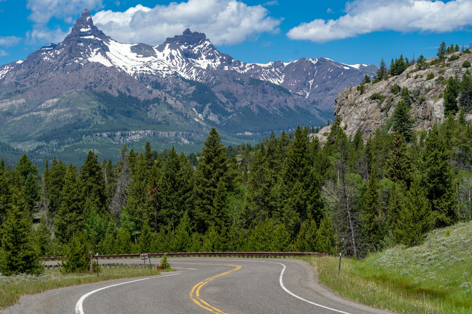 Recorrido en audio autoguiado por la autopista Beartooth en la aplicación