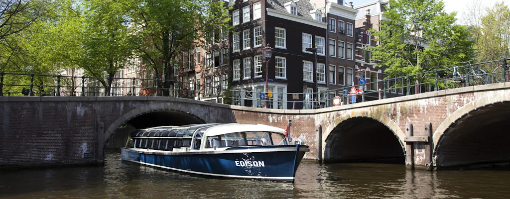 Amsterdam canal cruise with wine and cheese box from the Hard Rock Cafe dock