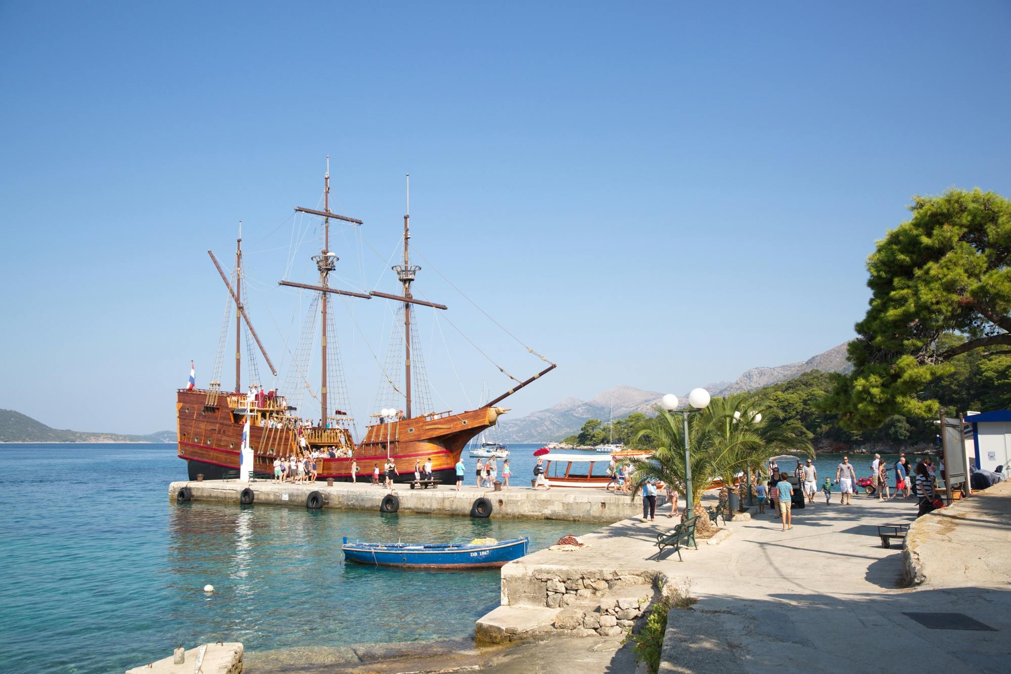 Carrack ship Elafiti Islands cruise