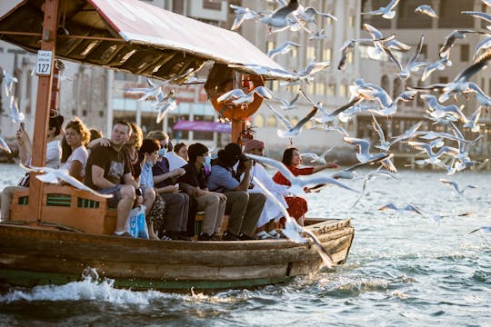 Visite guidée du vieux Dubaï avec musées, promenade en bateau et souks