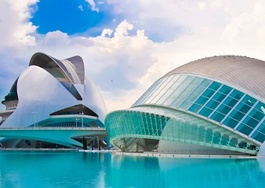 AI-Guided Walking Tour of Valencia with Walky the WhatsApp Chatbot