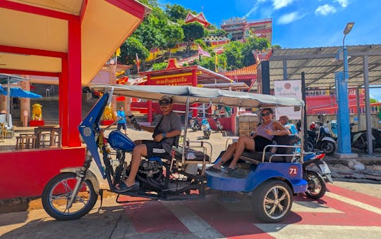 Koh Sichang Island Day Tour with Tuk-tuk Tour from Bangkok