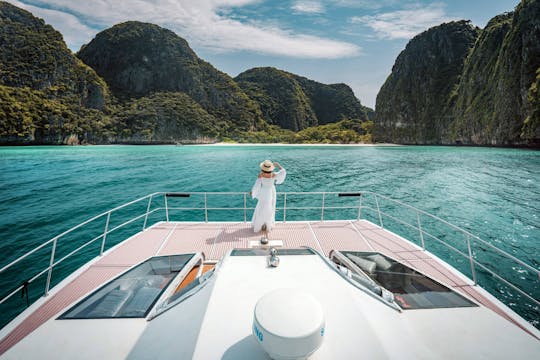 Phi Phi Don, Bamboo og Maiton Island med hurtiggående katamaran