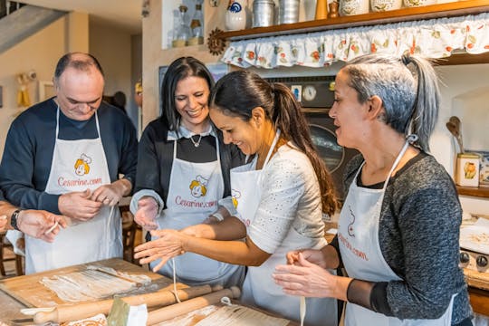 Cooking class and tasting at a Cesarina's home in Pisa