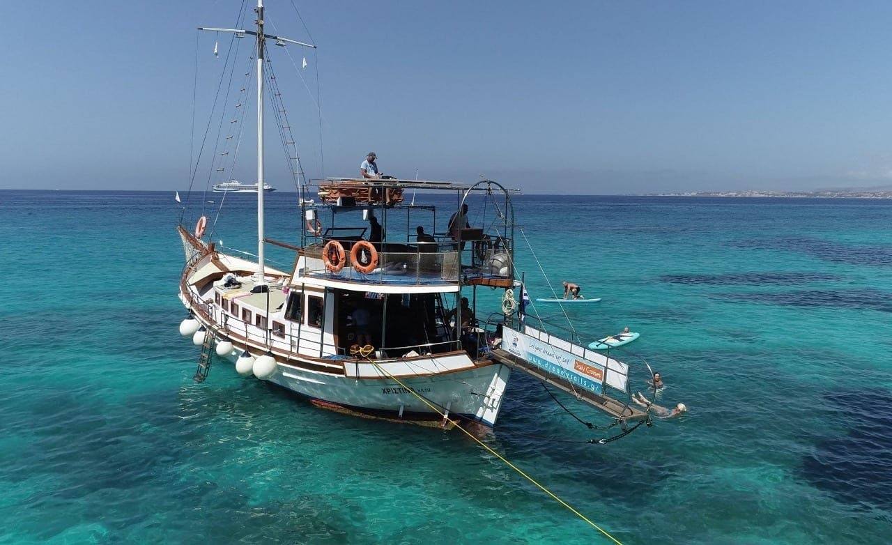 Kefalonia Azure Bootsfahrt mit abgelegenen Stränden und griechischem Mittagessen