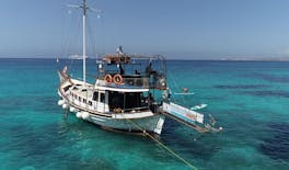 Kefalonia Azure boottocht met afgelegen stranden en Griekse lunch