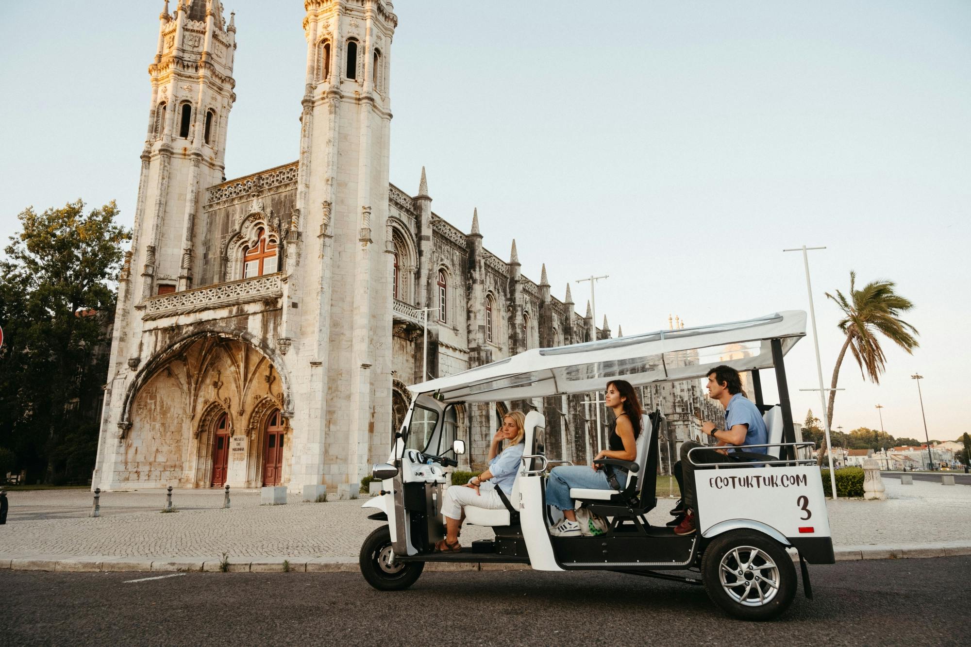 Das Beste von Lissabon: 3-stündige Tuk-Tuk-Tour