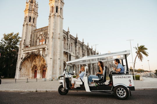 Tour Tuk Tuk de 3 horas pelo melhor de Lisboa