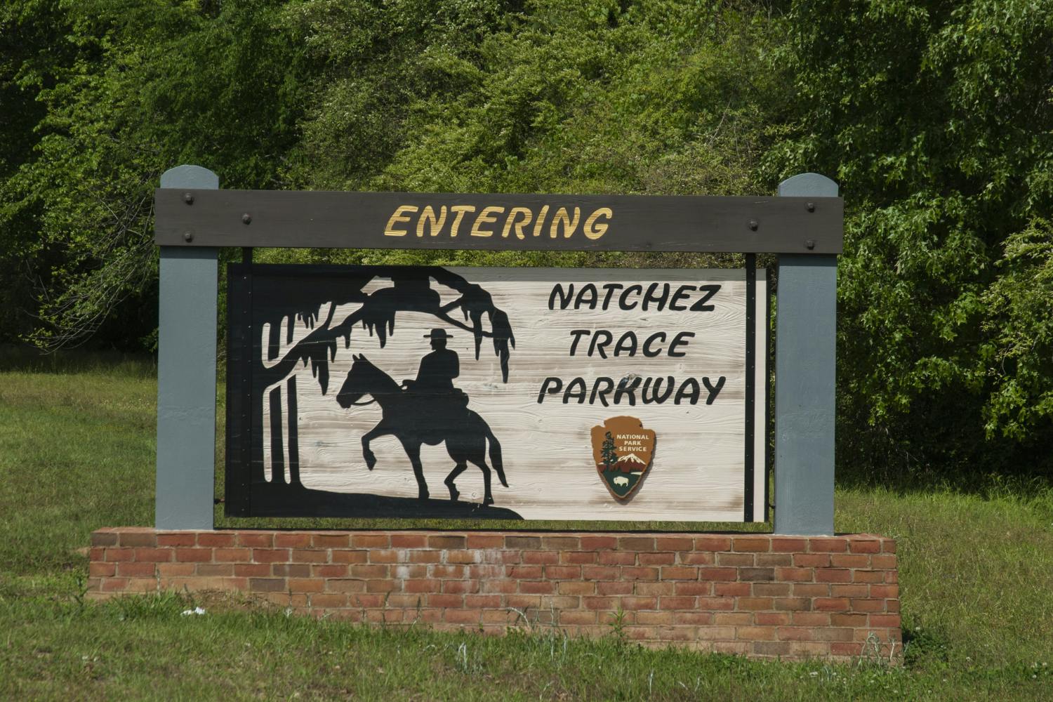 Natchez Trace Parkway Self-Guided Driving Audio Tour