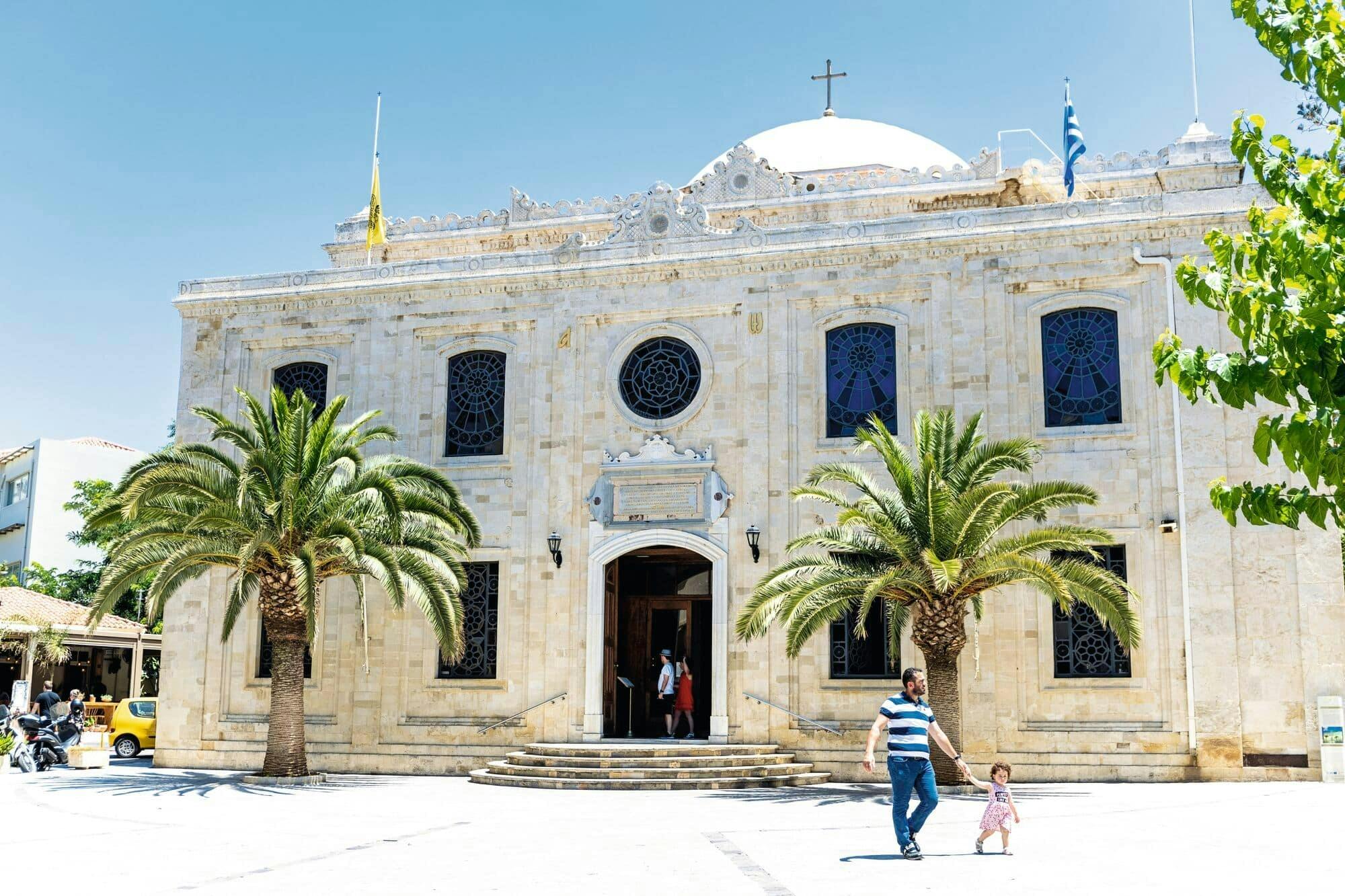 Excursion to Knossos Palace from South Crete