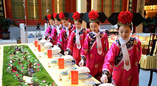 Visita a la colina Jingshan, el parque Beihai y el antiguo Beijing con comida imperial