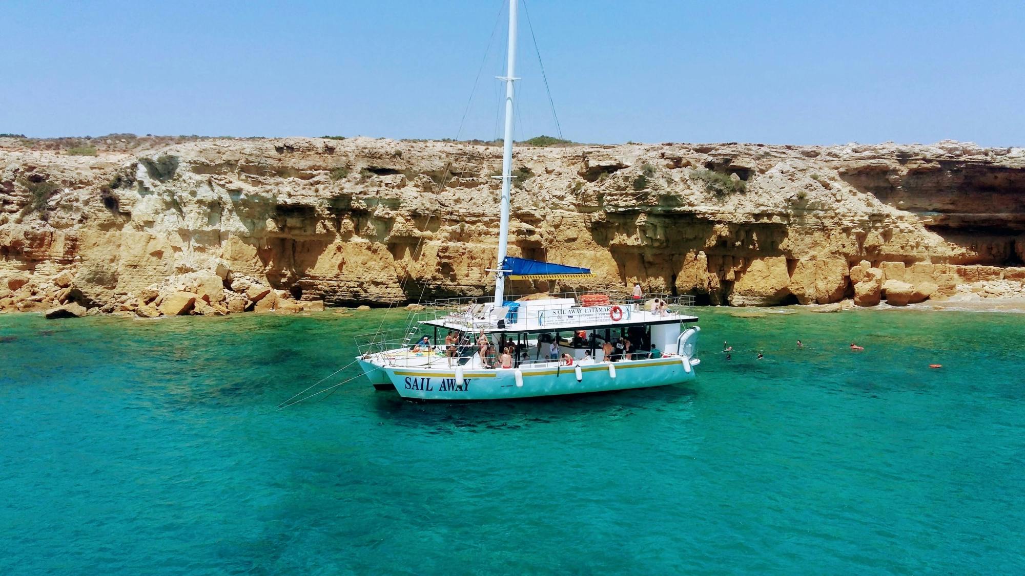 Cruceros en catamarán desde Limassol