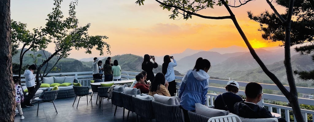 Early start guided tour to the Great Wall at Mutianyu