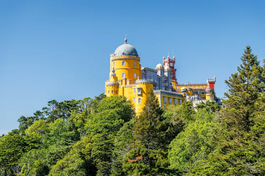 Sintra, Cascais and Estoril full-day tour