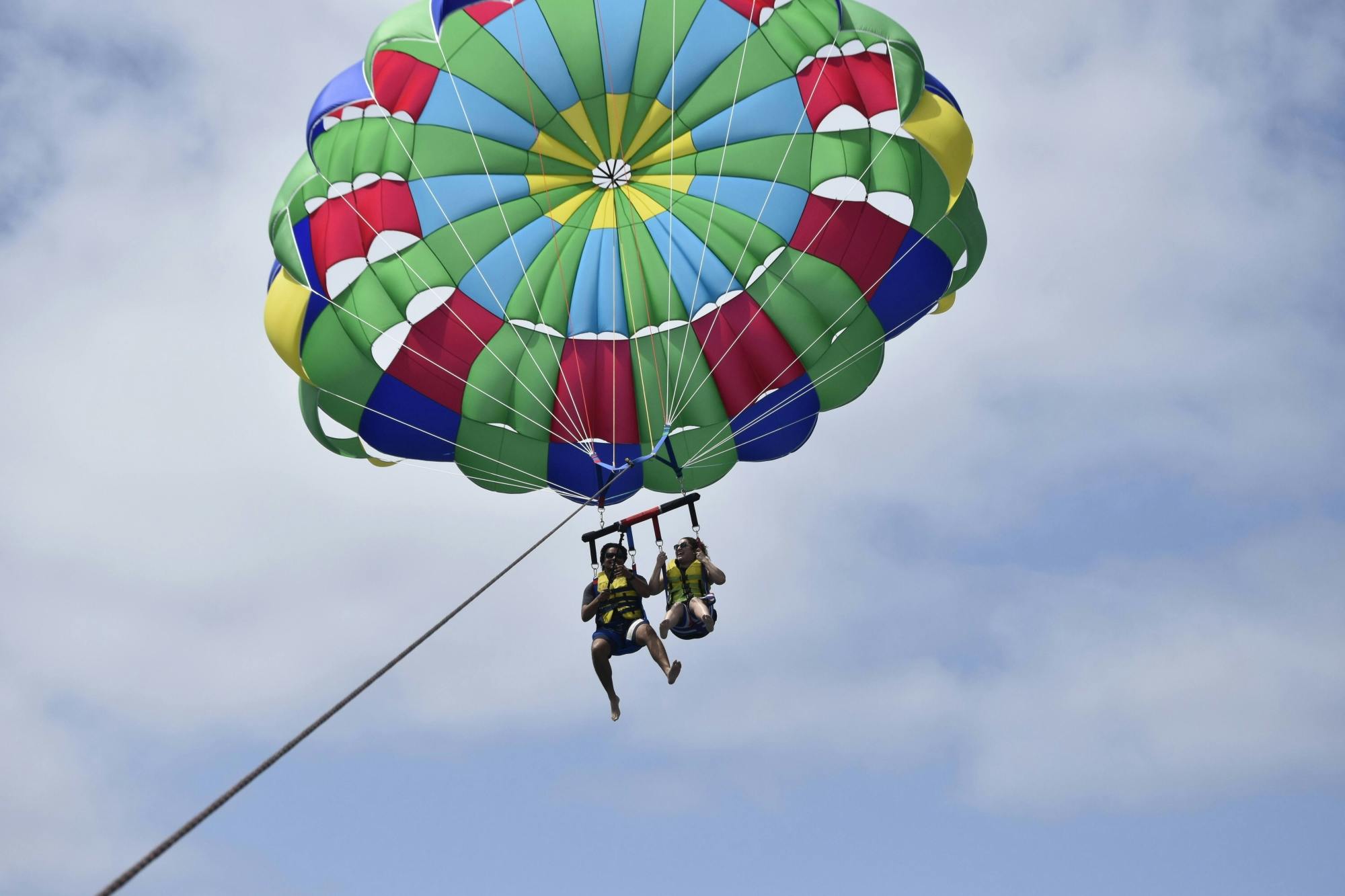 Parasailing a Lanzarote