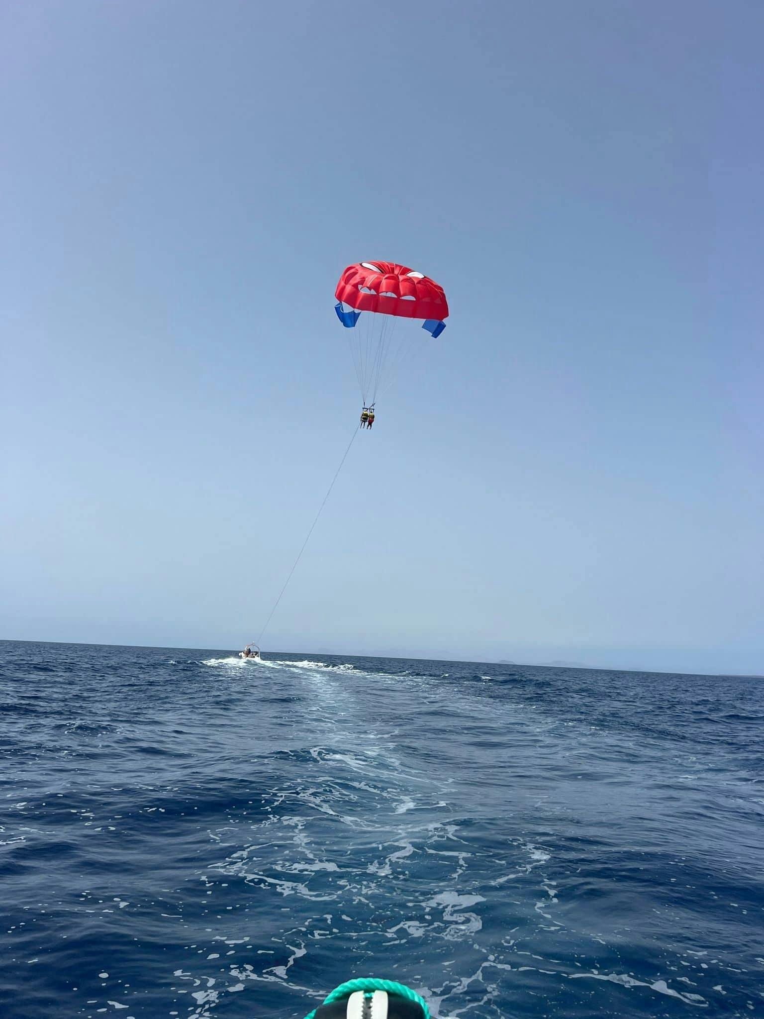 Parasailing in Lanzarote