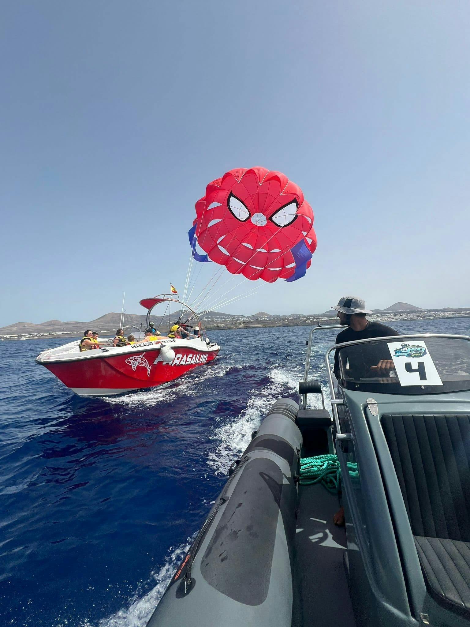 Parasailing in Lanzarote