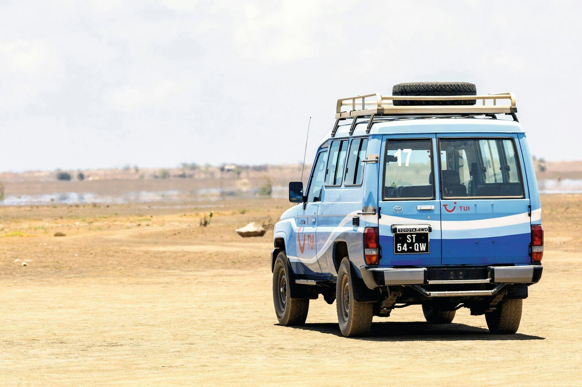 Sal Sundown 4x4 Safari with Beachfront Dinner