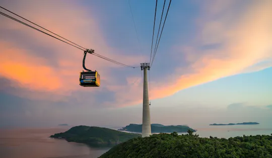 Phu Quoc 4 islands speedboat tour with cable car ride and lunch