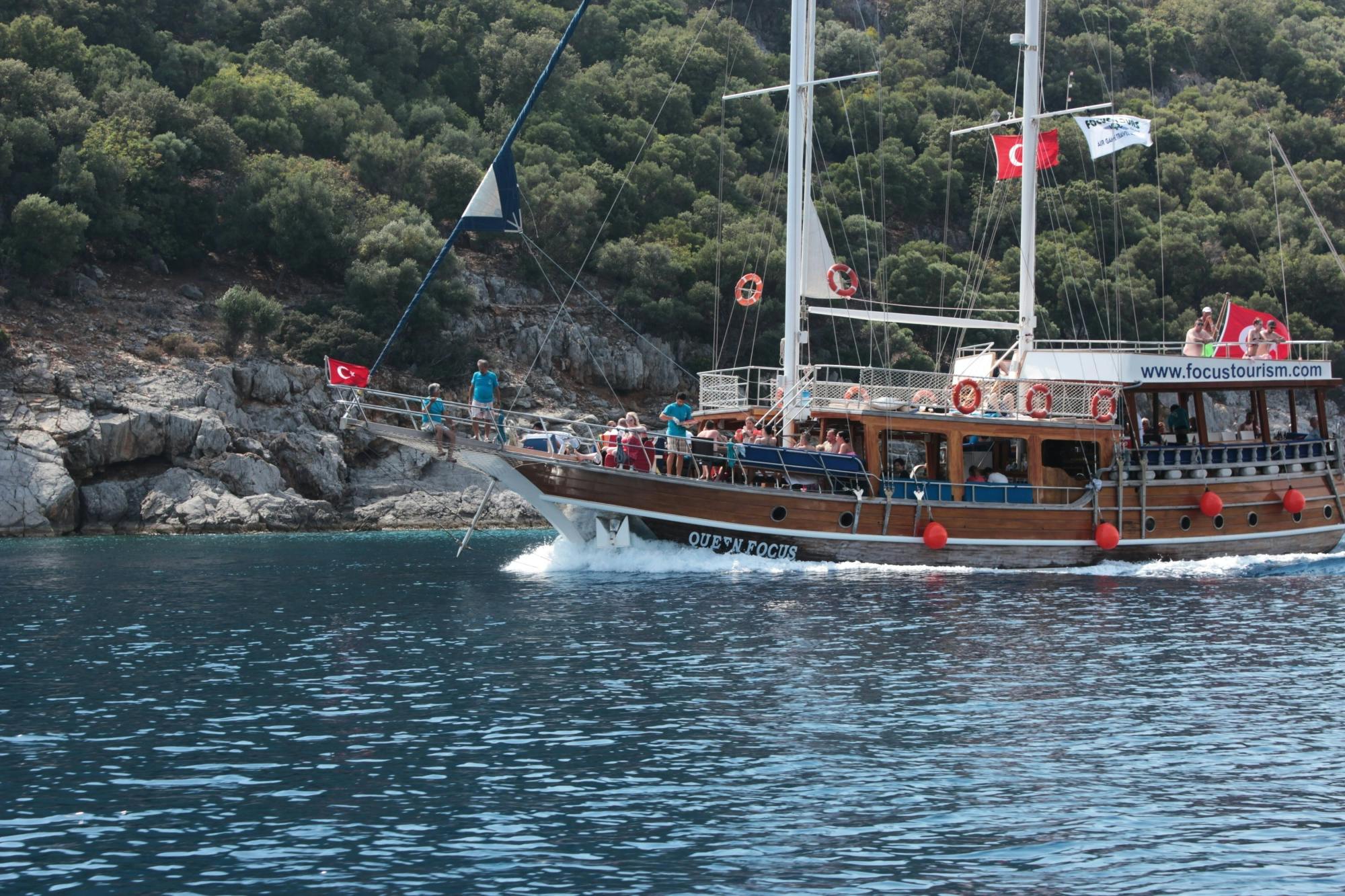 Fethiye Boat Cruise with Lunch, Soft Drinks & Transfers