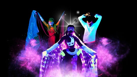 Black light theatre show in Prague "Images of Love"