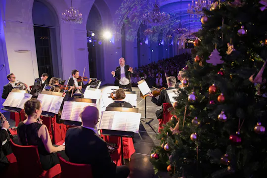 Mercado de Natal de Schönbrunn, visita guiada com áudio ao palácio e concerto
