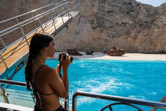 Rejs wzdłuż północnego wybrzeża Zakynthos z przylądkiem Skinari i plażą Xigia