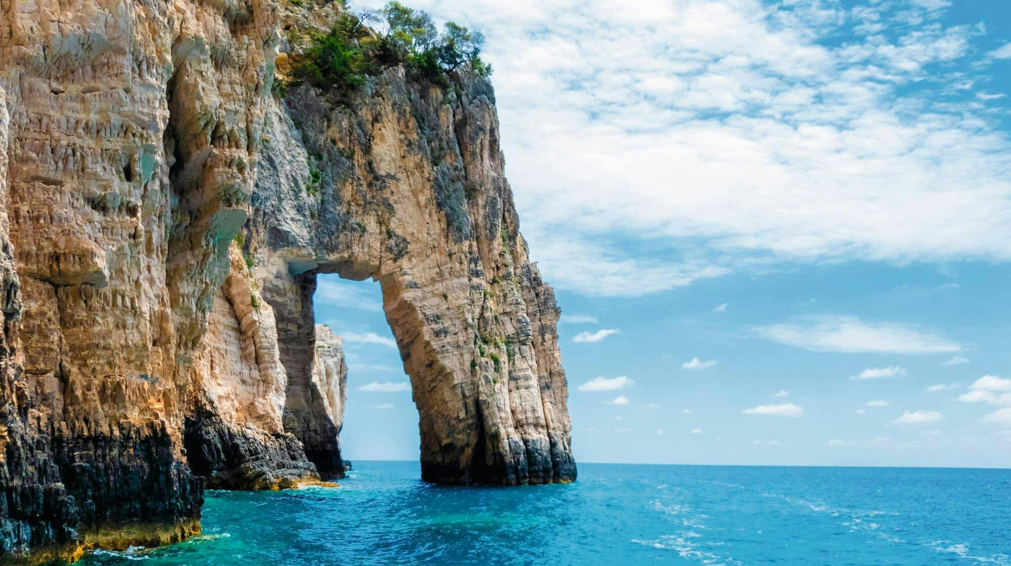 Relaxing adults-only cruise in Zante