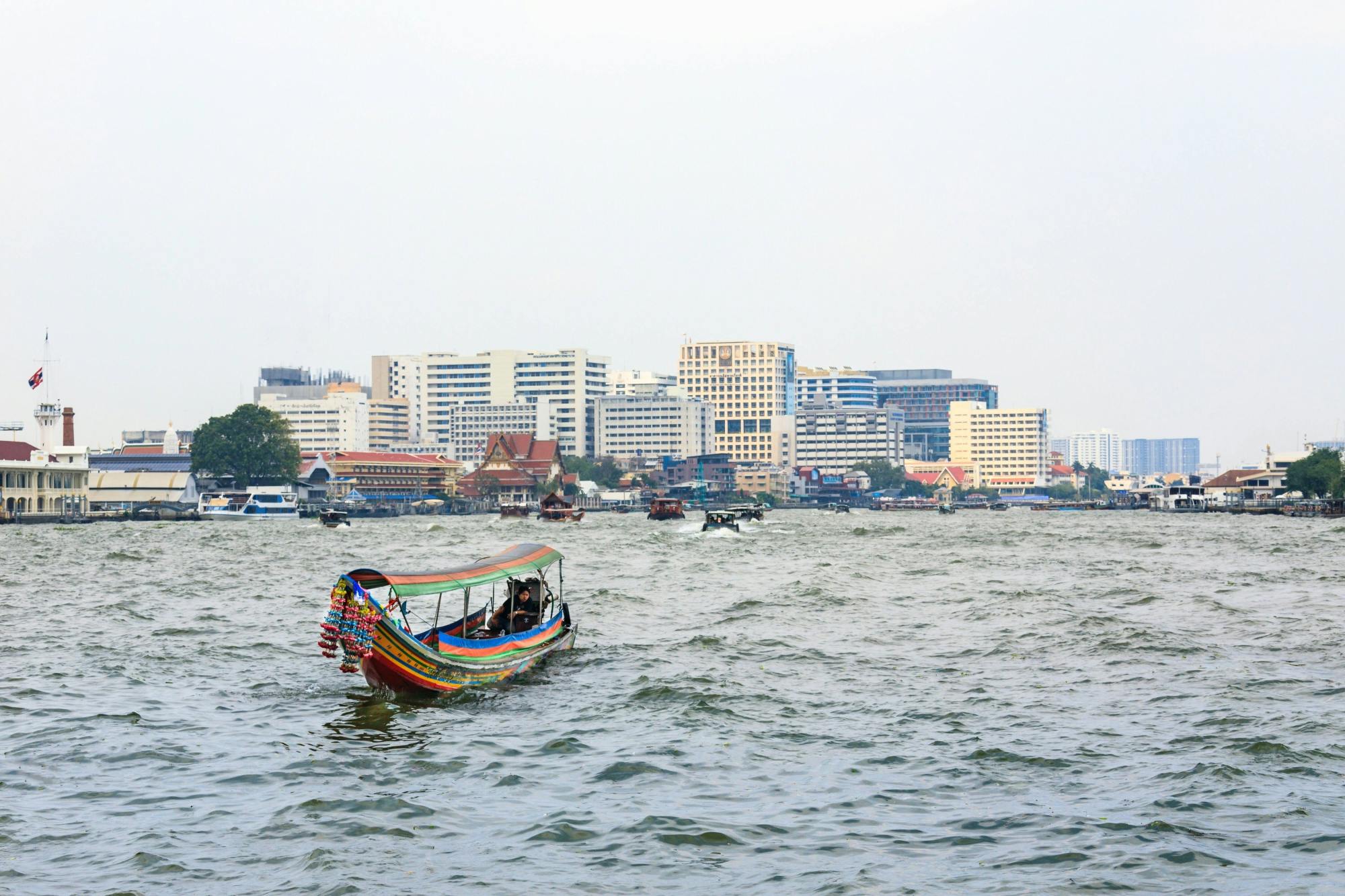 Tour di un giorno intero del canale di Bangkok con Wat Arun e Chinatown da Hua Hin