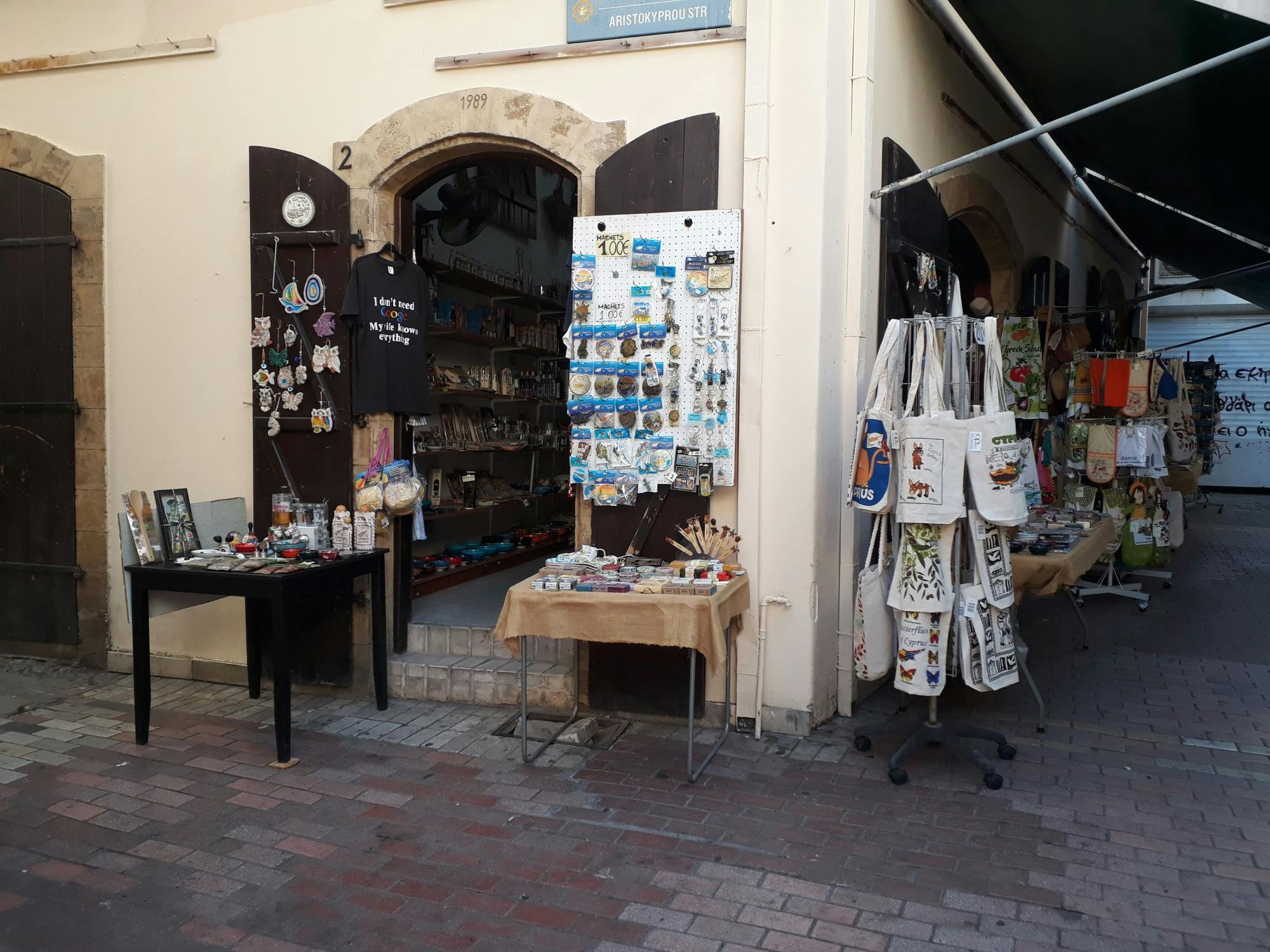 Southern Nicosia walking tour with a local guide