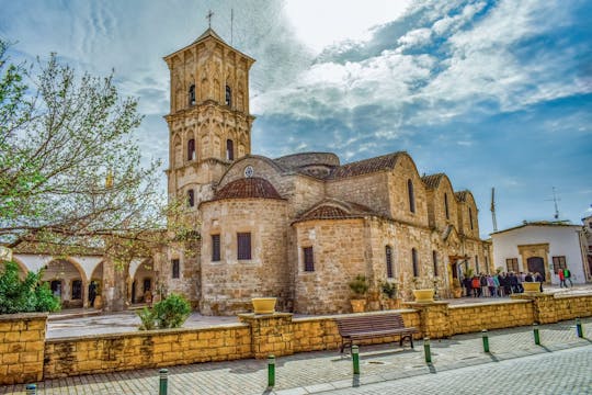 Rundfahrt durch Nikosia, Troodos und Larnaca mit lokalem Tourguide